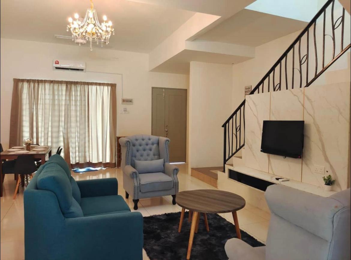 Zaravip Homestay Lahat Luaran gambar